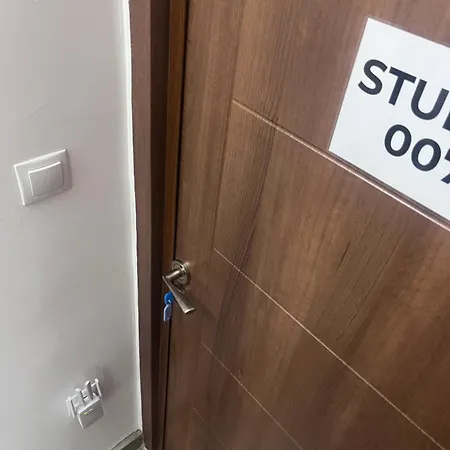 007 с градинка Apartmán