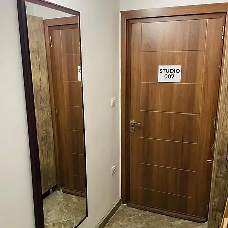 007 с градинка Apartmán Burgas City