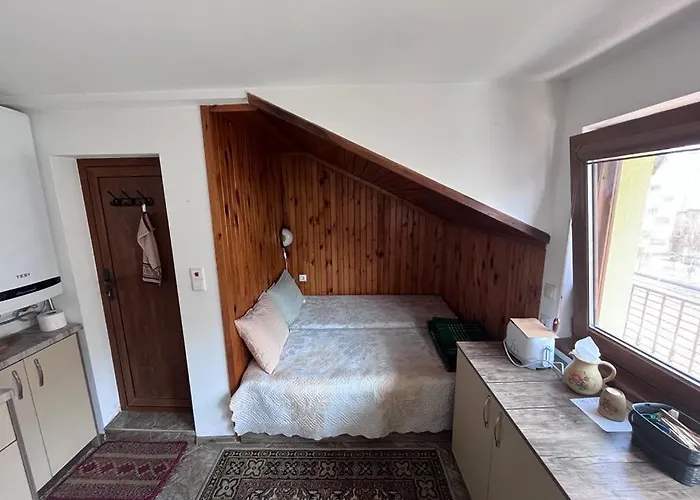 Apartment 007 с градинка Burgas